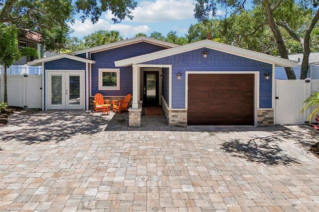 810 PLYMOUTH STREET, Sarasota, FL 34242