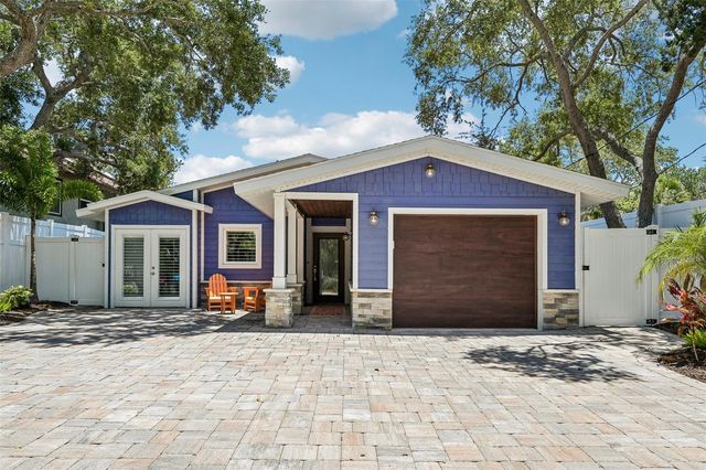 810 PLYMOUTH STREET, Sarasota, FL 34242
