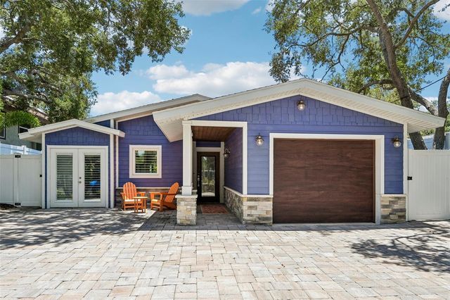 810 PLYMOUTH STREET, Sarasota, FL 34242