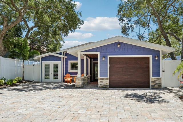 810 PLYMOUTH STREET, Sarasota, FL 34242