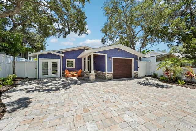 810 PLYMOUTH STREET, Sarasota, FL 34242