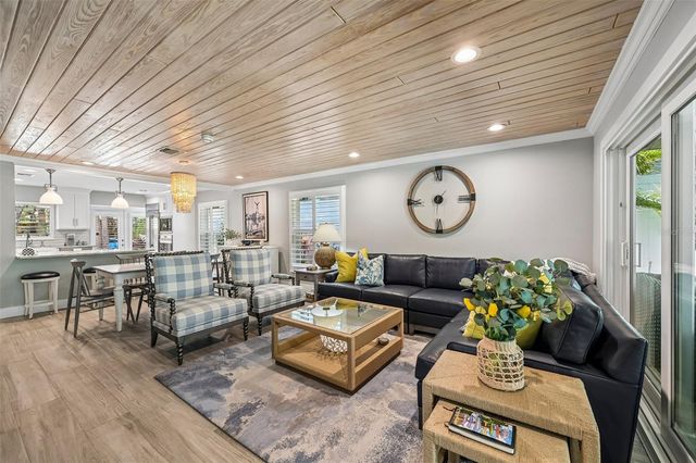 810 PLYMOUTH STREET, Sarasota, FL 34242