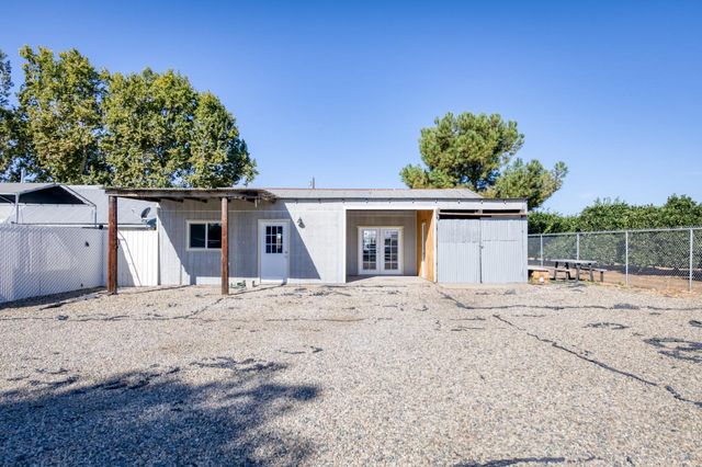 12712 E Mckinley Avenue, Sanger, CA 93657
