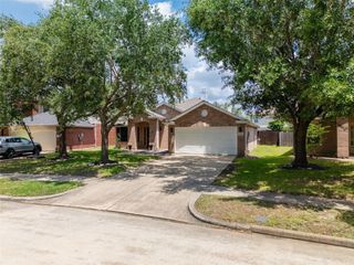 2243 Rocky Hollow Lane, Katy, TX 77450
