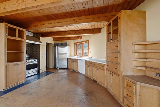 16315 E Temple Rd, Spokane, WA 99217