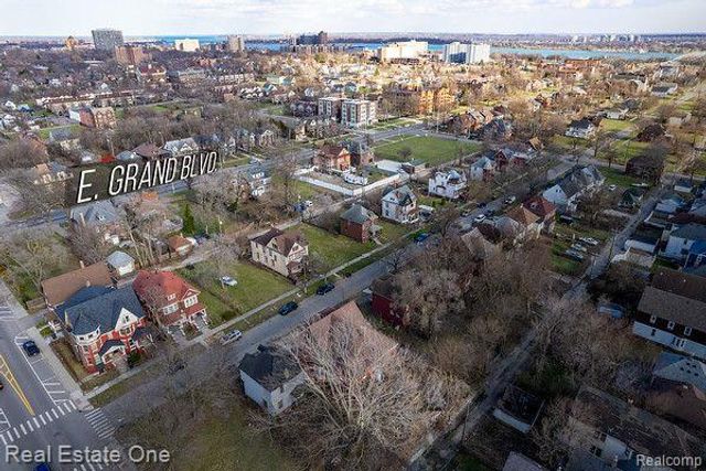 1825 Helen Street, Detroit, MI 48207