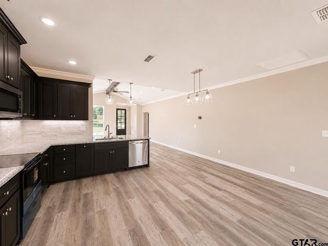 18408 COUNTY ROAD 322, Tyler, TX 75706