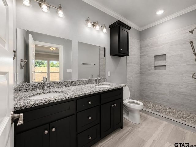 18408 COUNTY ROAD 322, Tyler, TX 75706