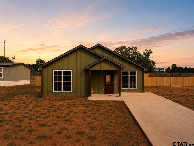 18408 COUNTY ROAD 322, Tyler, TX 75706
