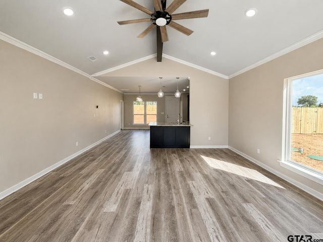 18408 COUNTY ROAD 322, Tyler, TX 75706