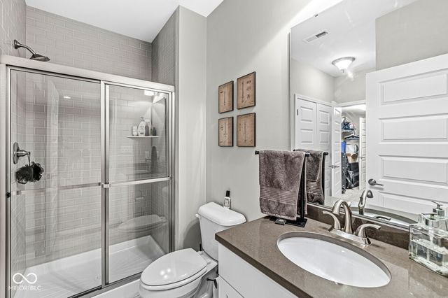 950 Westlake Hills Drive, Columbus, IN 47201