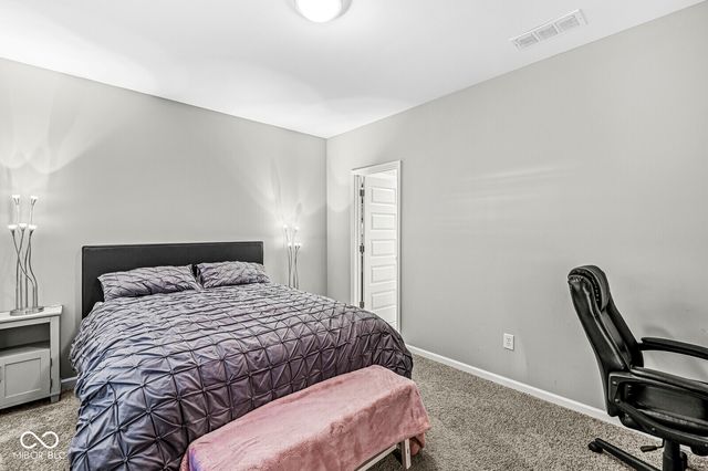 950 Westlake Hills Drive, Columbus, IN 47201