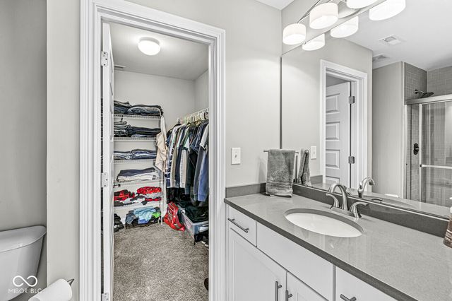 950 Westlake Hills Drive, Columbus, IN 47201