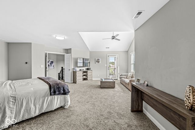 950 Westlake Hills Drive, Columbus, IN 47201