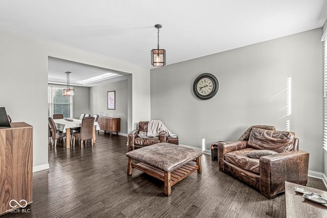 950 Westlake Hills Drive, Columbus, IN 47201