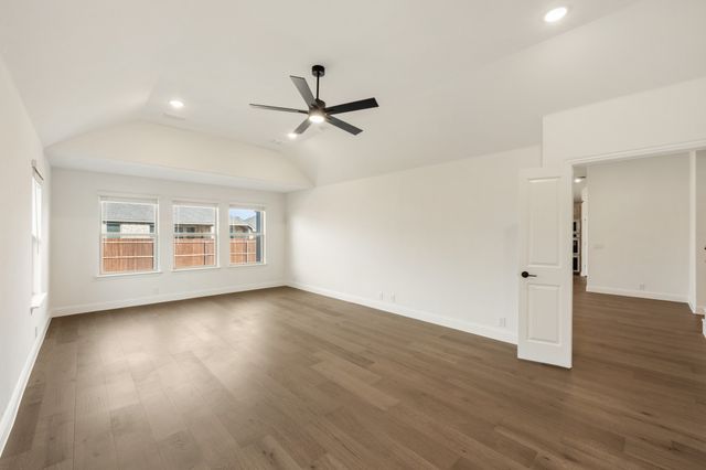 1008 Stonehaven Drive, Justin, TX 76247