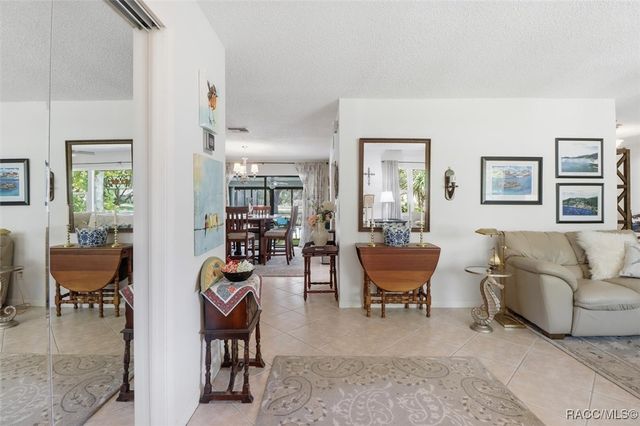 7 Bumelia Court, Homosassa, FL 34446