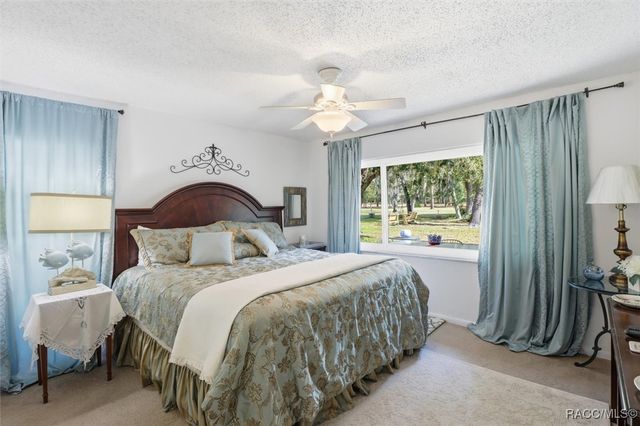 7 Bumelia Court, Homosassa, FL 34446