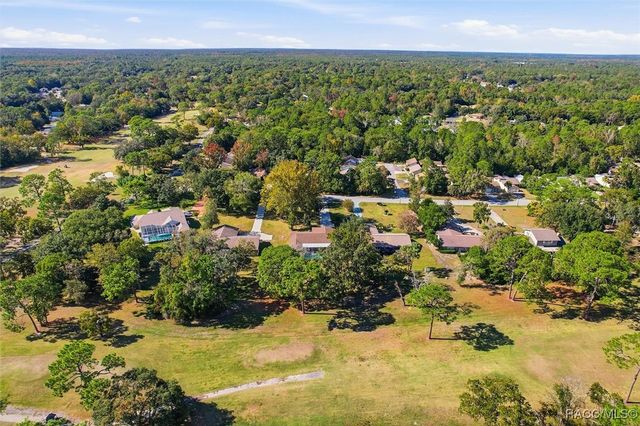 7 Bumelia Court, Homosassa, FL 34446