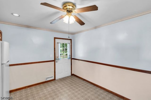10 Park Ter, East Hanover Twp., NJ 07936