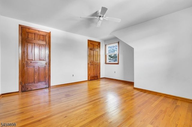 10 Park Ter, East Hanover Twp., NJ 07936