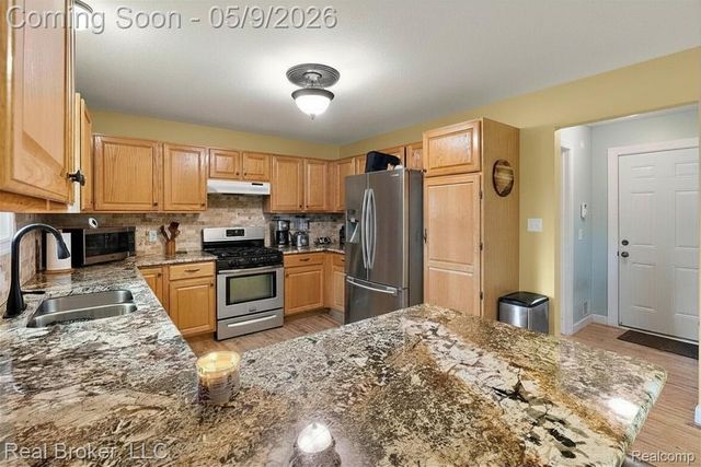 1111 Elk Run, Marion Township, MI 48843