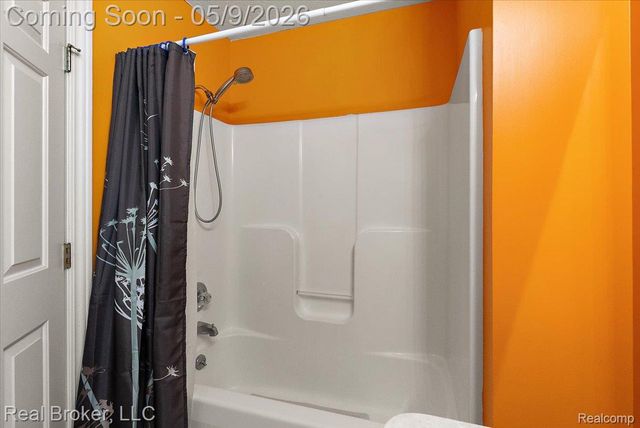 1111 Elk Run, Marion Township, MI 48843