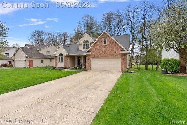 1111 Elk Run, Marion Township, MI 48843