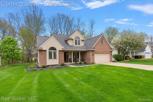 1111 Elk Run, Marion Township, MI 48843