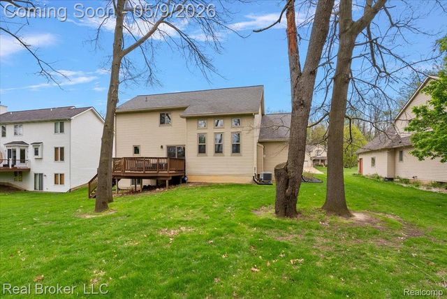 1111 Elk Run, Marion Township, MI 48843