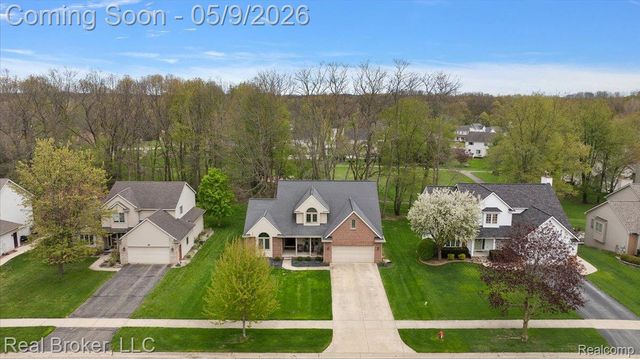 1111 Elk Run, Marion Township, MI 48843