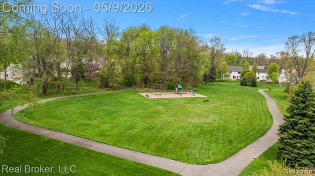 1111 Elk Run, Marion Township, MI 48843