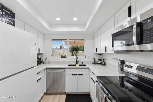 8858 N 47TH Lane, Glendale, AZ 85302