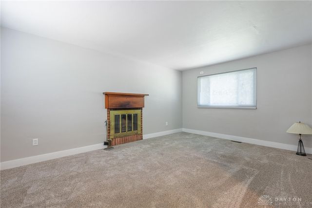 1663 Curlett Drive, Dayton, OH 45432
