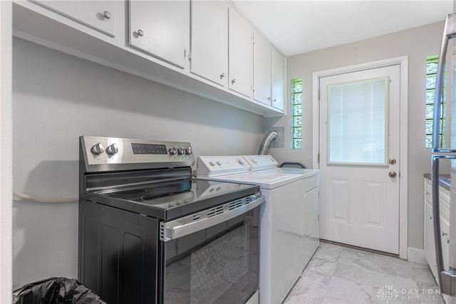1663 Curlett Drive, Dayton, OH 45432