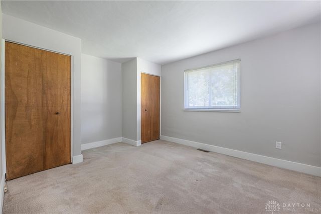 1663 Curlett Drive, Dayton, OH 45432