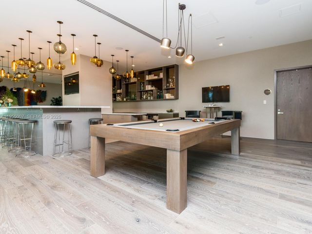 650 NE 32nd St 4008, Miami, FL 33137