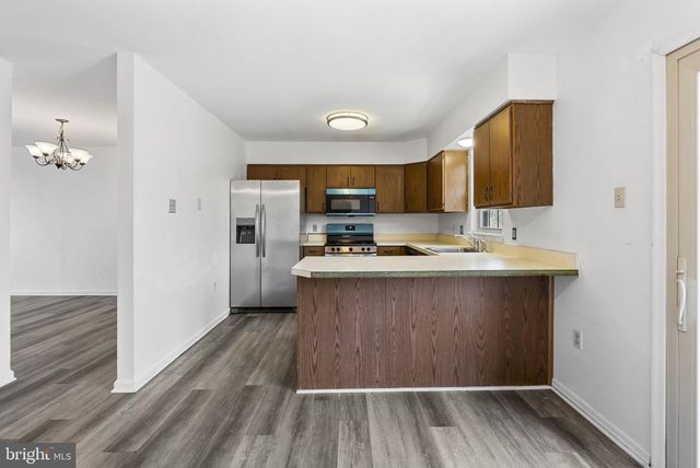 524 OAKTREE CT, Pottstown, PA 19464