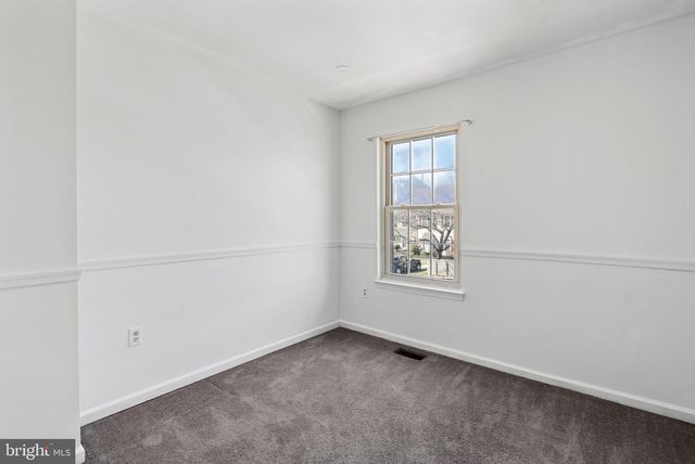 524 OAKTREE CT, Pottstown, PA 19464