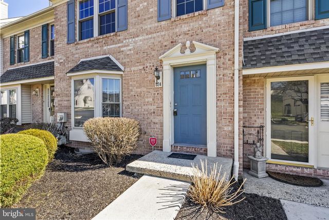 524 OAKTREE CT, Pottstown, PA 19464