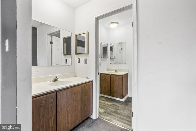 524 OAKTREE CT, Pottstown, PA 19464