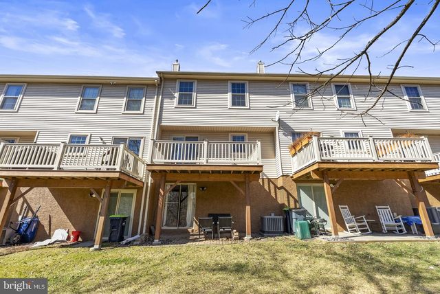 524 OAKTREE CT, Pottstown, PA 19464