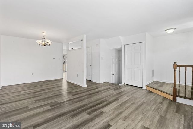 524 OAKTREE CT, Pottstown, PA 19464