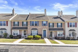 524 OAKTREE CT, Pottstown, PA 19464