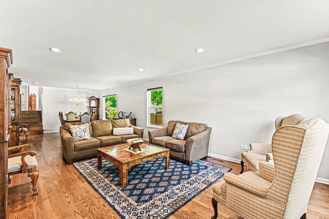 944 Premrose Court, Romeoville, IL 60446