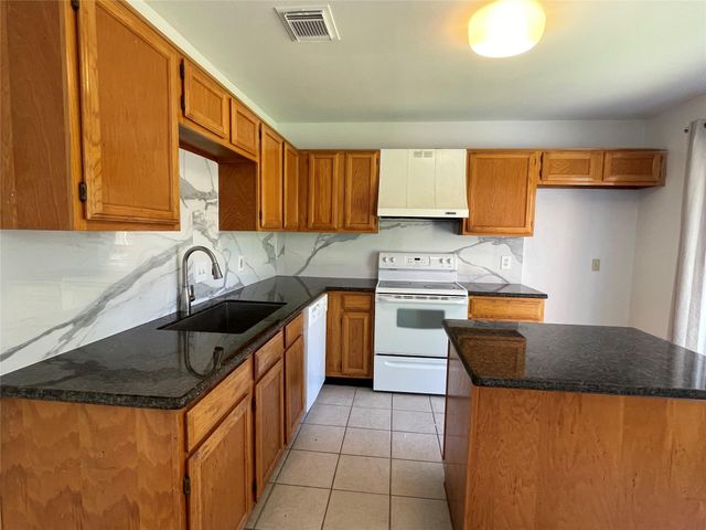 3410 Hillstone Drive, Sugar Land, TX 77479