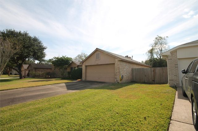 3410 Hillstone Drive, Sugar Land, TX 77479