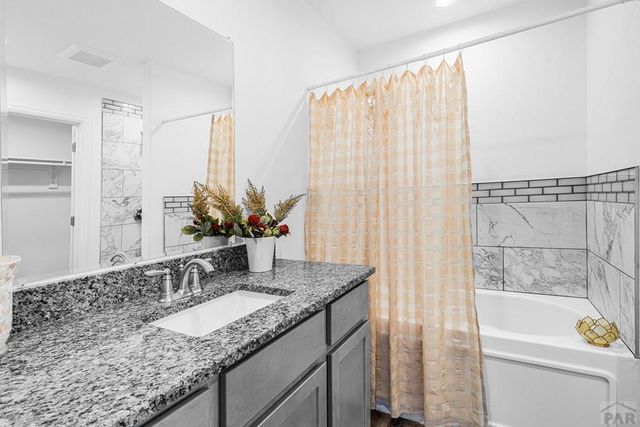 481 S Laporte Dr, Pueblo West, CO 81007