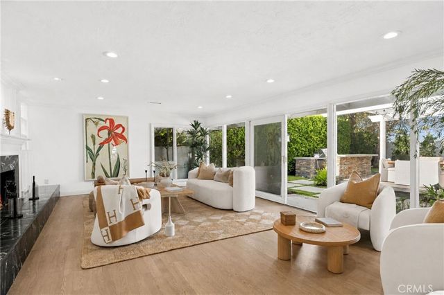 2606 Lighthouse, Corona Del Mar, CA 92625