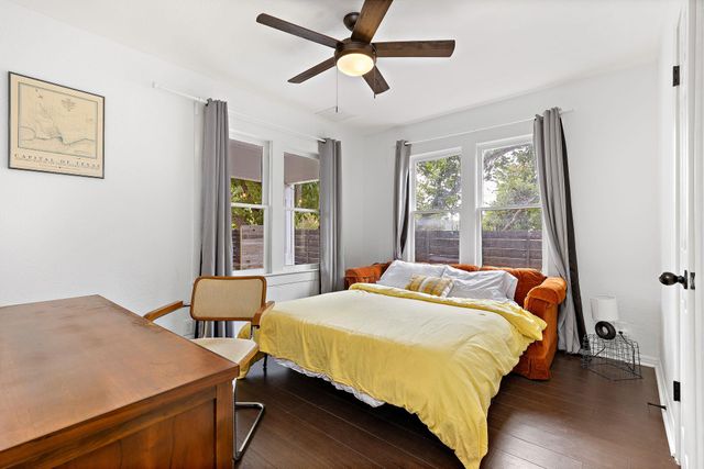 933 E 51st ST, Austin, TX 78751